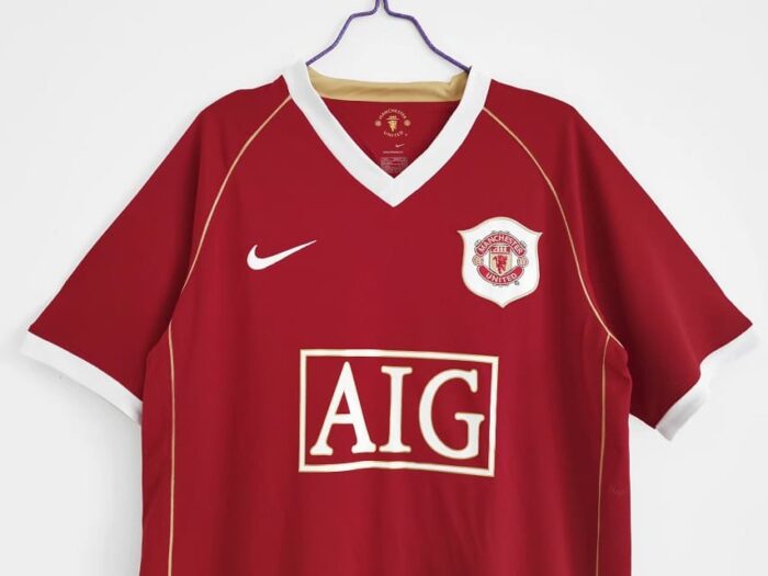 Manchester United 06-07 Home Football Kit