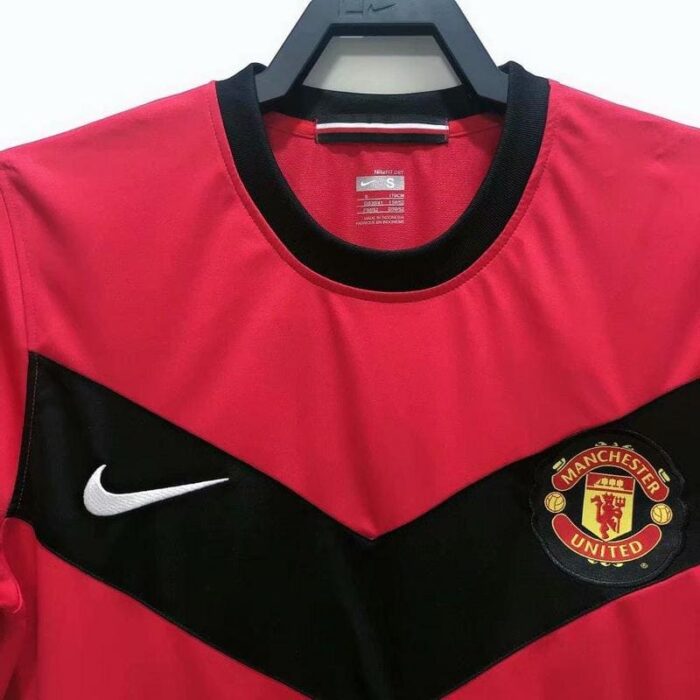 Manchester United 09-10 Home Football Kit