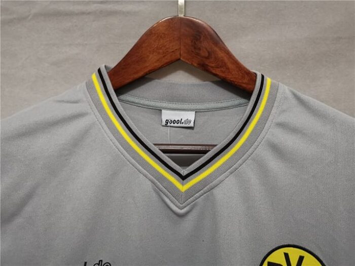 Dortmund 99-00 Away Grey Football Kit
