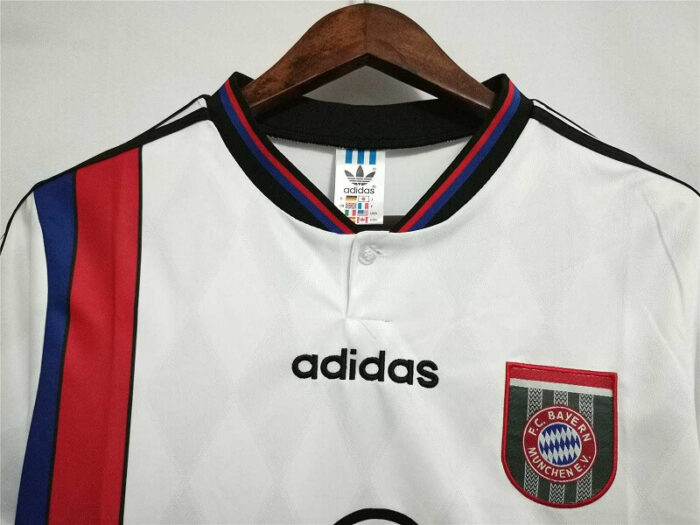 Bayern Munich 95-96 Away White Football Kit