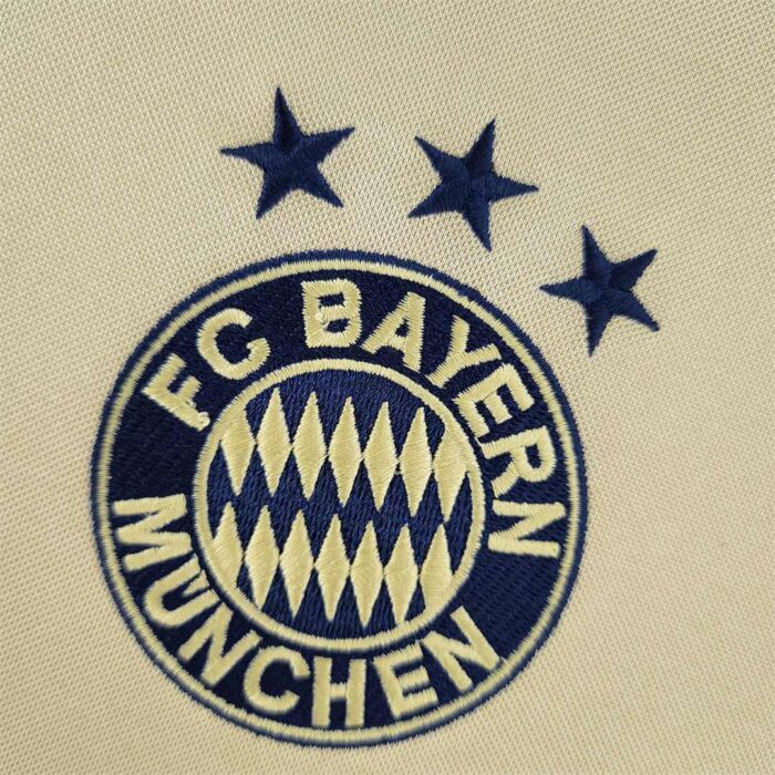 Bayern Munich 04-05 Away Gold Football Kit